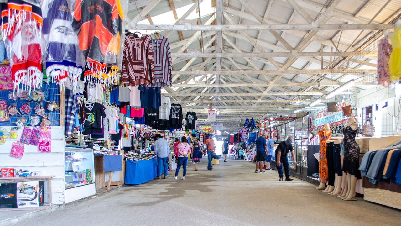 オースティン・カントリー・フリーマーケット / Austin Country Flea Market