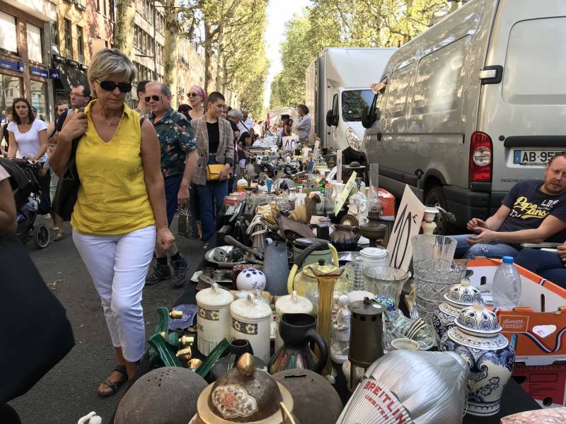 ヨーロッパ最大のフリーマーケット「ブラッドリー・ドゥ・リール」Braderie de Lille