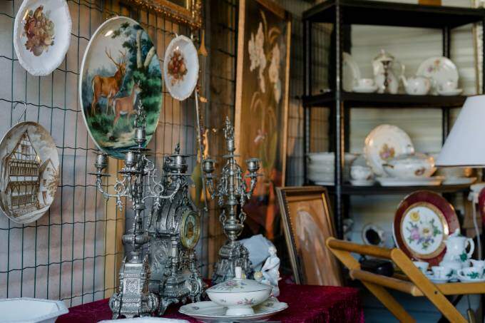 Treasures & Junk Antique Mall