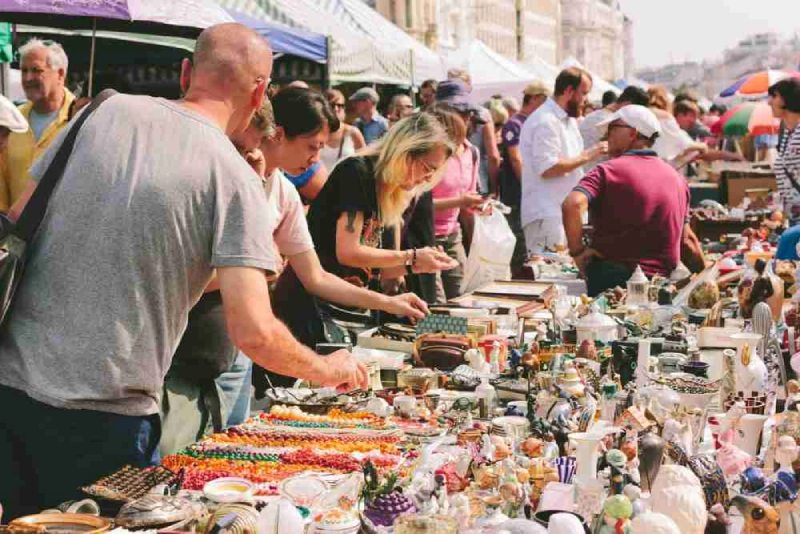 ナッシュマルクトの蚤の市 / Flohmarkt am Naschmarkt