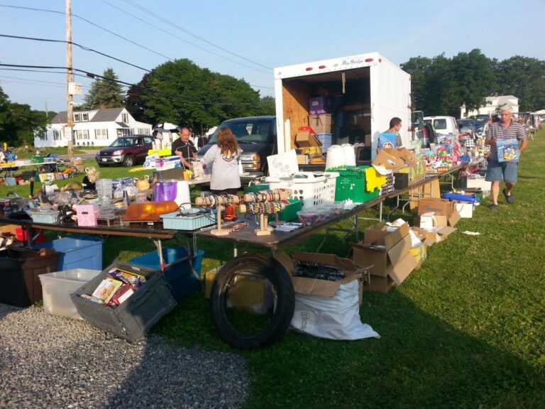 プレインフィールド・パイク・フリーマーケット / Plainfield Pike Flea Market 貴婦人たちのマイセン