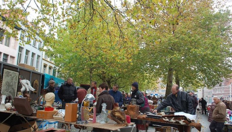 プロンデルマルクトの蚤の市 / Prondelmarkt