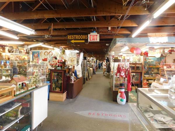 レニンガーズ・フリーマーケット & アンティークセンター / Renninger’s flea market & antique center